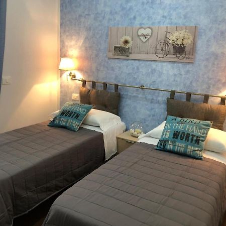 Beb Oasi Marina Bed and Breakfast Campofelice Di Roccella Buitenkant foto