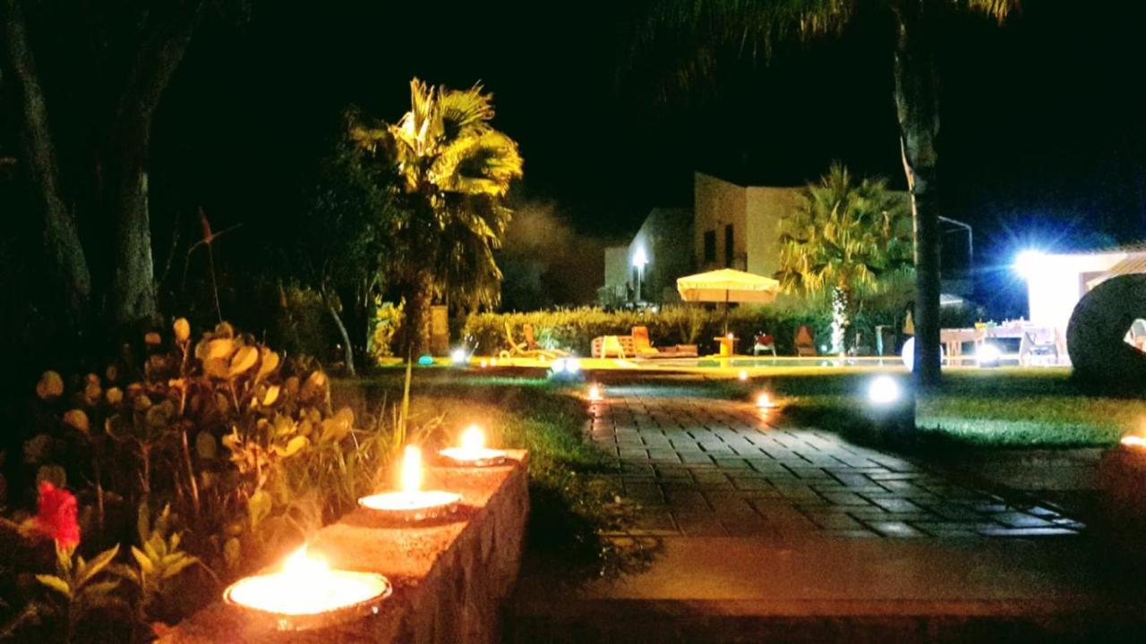 Beb Oasi Marina Bed and Breakfast Campofelice Di Roccella Buitenkant foto