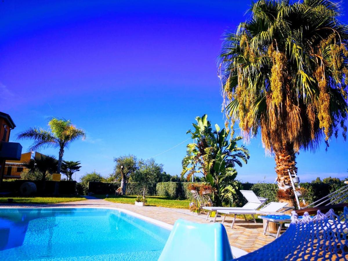 Beb Oasi Marina Bed and Breakfast Campofelice Di Roccella Buitenkant foto